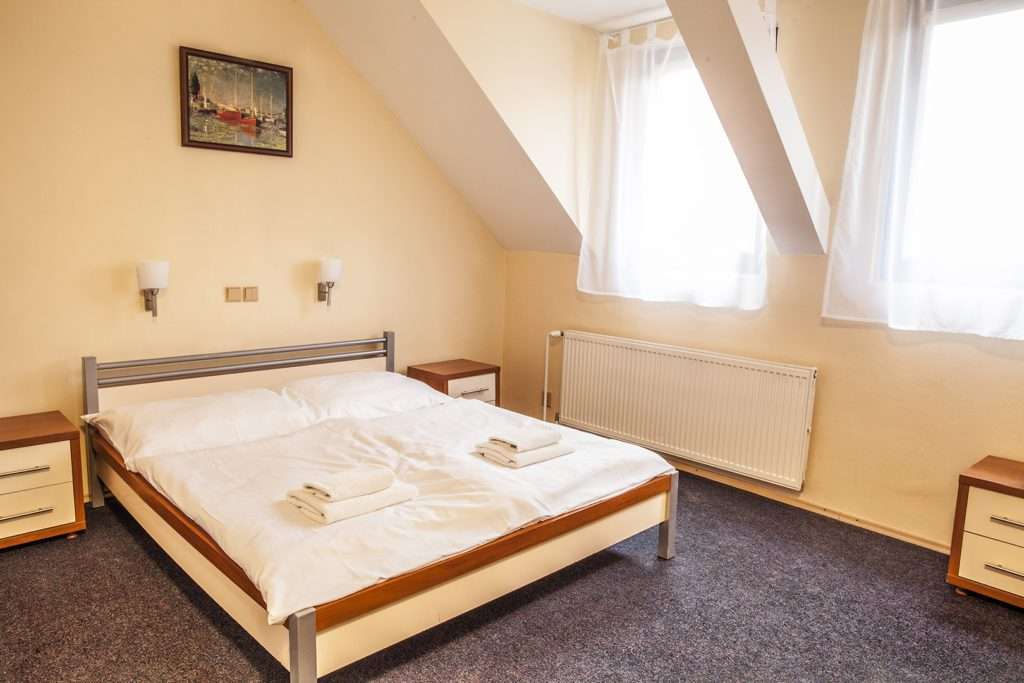 Ubytovanie v kúrií Kaštieľa Fričovce